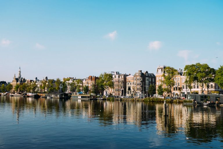 Festa del Re ad Amsterdam 2025: guida completa per i visitatori